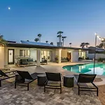 Exciting Backyard Entertainment And Close To Exclusive Golf Courses At La Quinta Del Sol