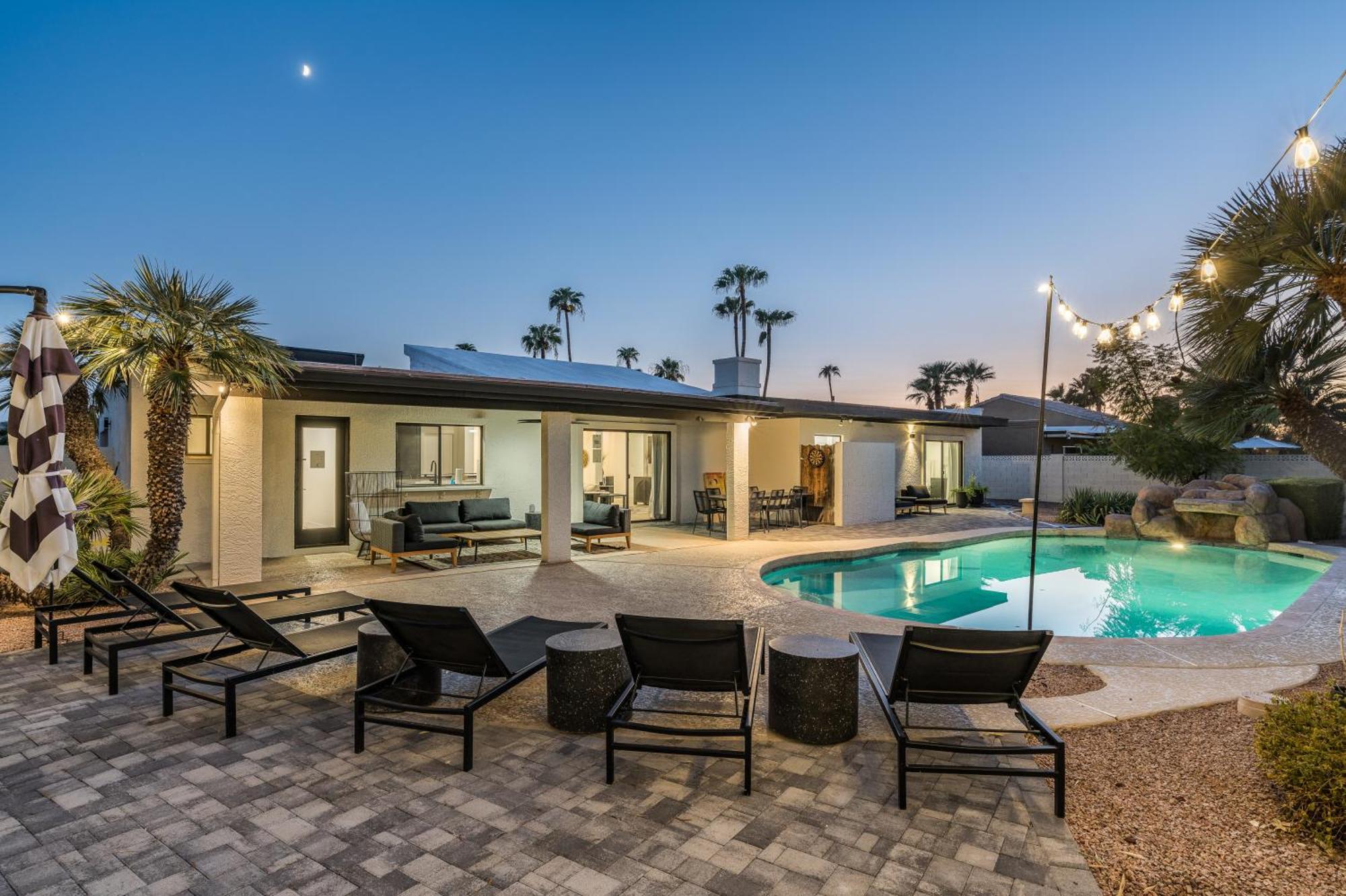 Exciting Backyard Entertainment And Close To Exclusive Golf Courses At La Quinta Del Sol Casa de férias Phoenix