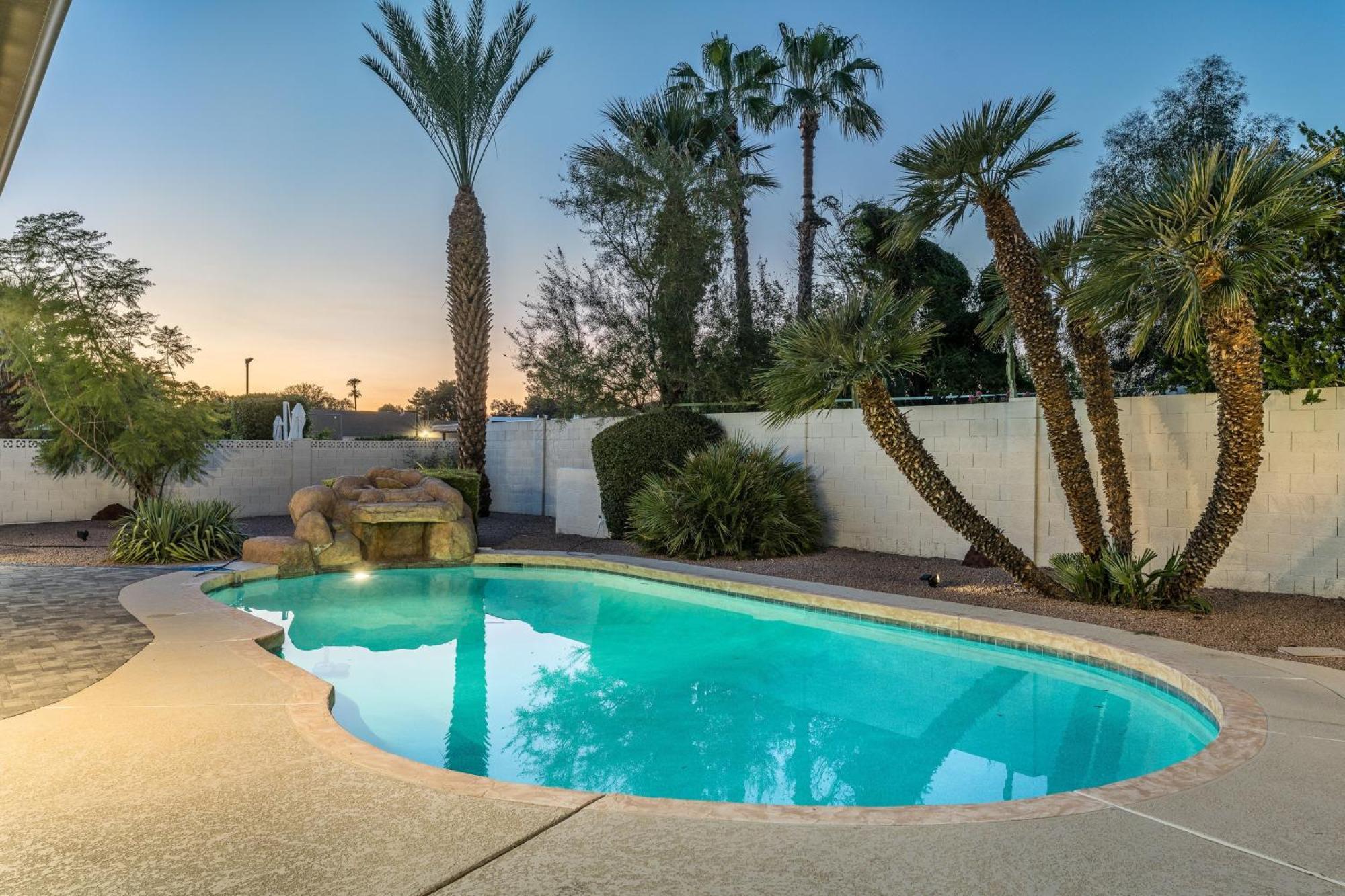 Exciting Backyard Entertainment And Close To Exclusive Golf Courses At La Quinta Del Sol Phoenix