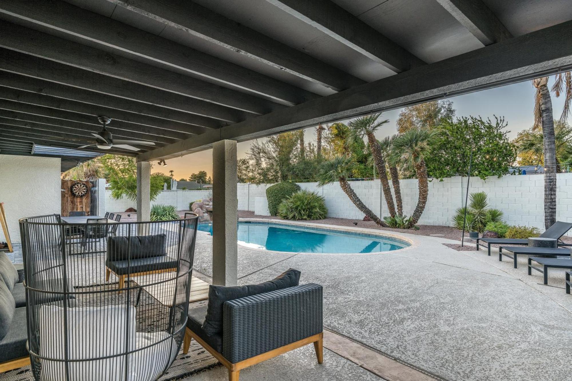 Exciting Backyard Entertainment And Close To Exclusive Golf Courses At La Quinta Del Sol * Phoenix