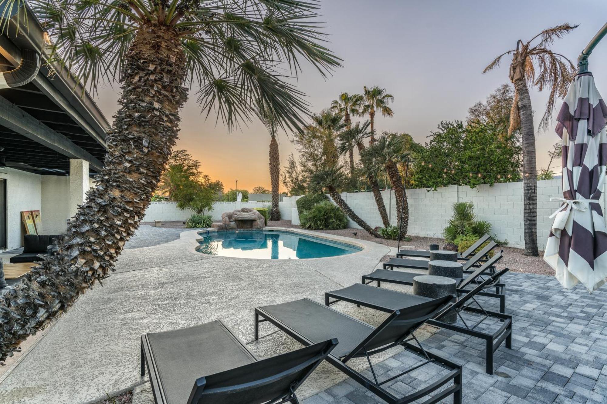 Exciting Backyard Entertainment And Close To Exclusive Golf Courses At La Quinta Del Sol Casa de férias *